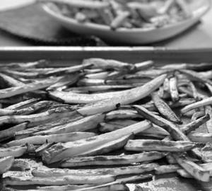 Black Pepper Finger Chips