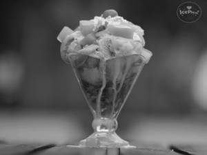 Fruit Jackpot Sundae