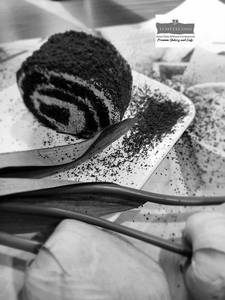 Pastry Chocolate Swiss Roll