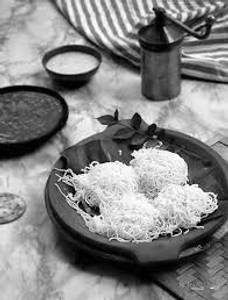 Idyapam And Coconut Milk 2 Pcs 