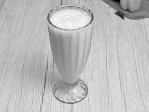 Green Pista Shake