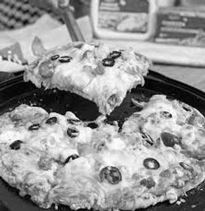 Cheese Paneer Garlic Pizza