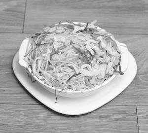 Egg Hakka Noodles