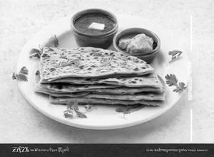 Pyaz Paratha