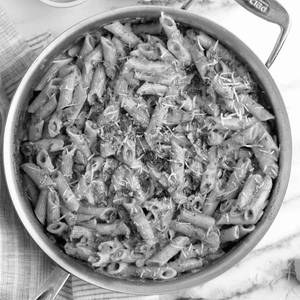 Mixed sauce pasta