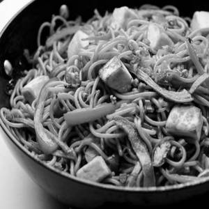 Schezwan Paneer Noodles