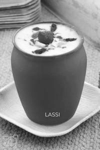 Kesheria Lassi [No Garlic No Onion]
