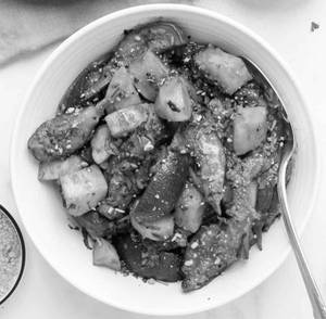 Baingan Aloo (250Gms) (Free 2 Tawa Roti)
