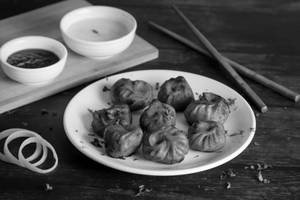 Mix Veg Dry Momo (6 Pcs)