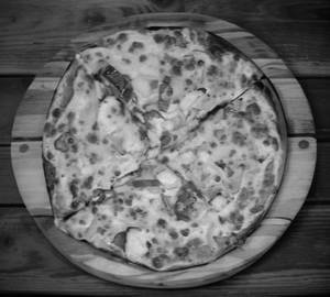1 Paneer And 1 Capsicum Pizza (7 Inch )