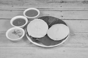 Idli (4 Pcs)                     