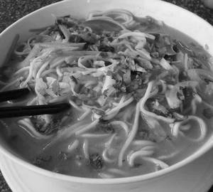 Egg Chicken Thukpa