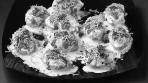 Dahi Biscuit Basket Chaat