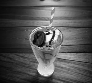 Oreo Vanilla Shake