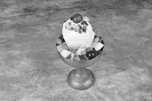 Fruit Salad With Ice Cream