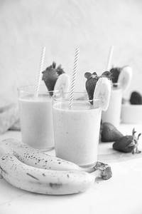 Banana Strawberry Shake