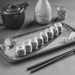 Prawn Tempura, Avocado & Truffle Oil Sushi