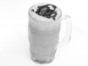 Chocolate Kaju Milkshake
