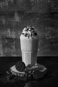 Oreo Cookies & Cream Shake