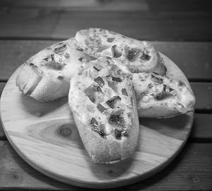 Chicken Garlic Bread Supreme