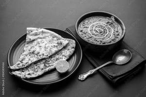 Dal Makhani With 2 Naan
