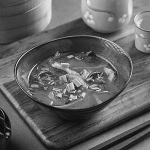 Jjampong Vegetables with Udon Noodles