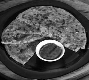 Aaloo schezwan paratha