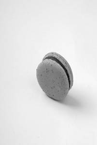 Eggless Pistachio Macaron
