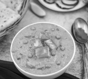 Jain Matar Paneer