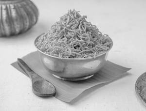 Lasooni Sev (200 Gms)