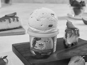 Strawberry Cheesecake Ice Cream 100ml