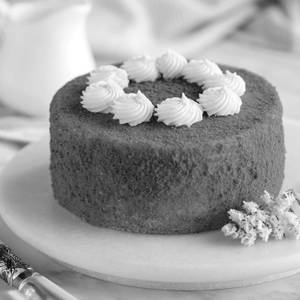 RED VELVET FRESH CREAM CAKE 1KG