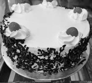 Black Forest Birthday Cake 1Kg