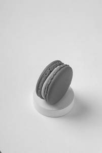 Raspberry Macaron