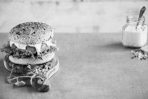 Paneer Tikka Burger