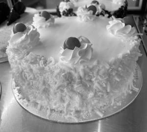 White Forest Birthday Cake 1Kg