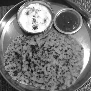 Aloo Paratha [Per Piece]