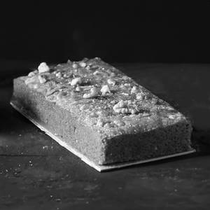Whole Wheat Jaggery Walnut Cake 400 g