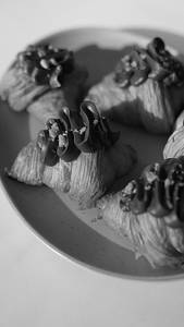 Mini Chocolate & Walnut Croissant