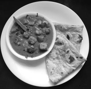 Half paneer butter masala + 2 pcs chapathi