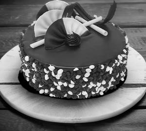 Choco Chips Cake (500 Gms) (Eggless)