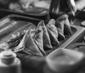 Spinach & Cheese Samosa