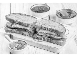 Clt Sandwich (chicken, Lettuce & Tomato)