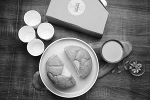 Pappu Ki Masala Chai + Bun Maska
