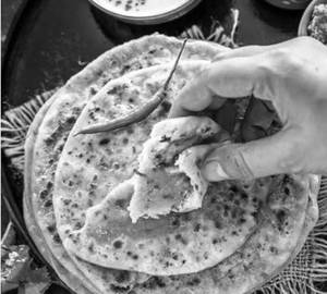 Stuffed Paneer Paratha