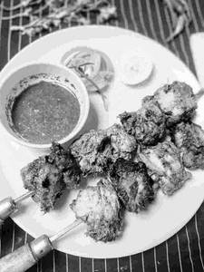 Kacha Dhaniya Chicken Tikka (6pc)