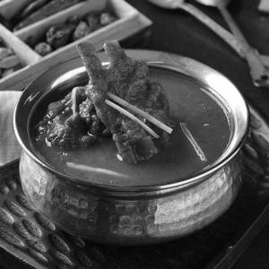 Laal Maas