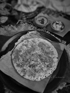 Ghee Onion Podi Uttappam