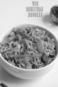 Schezwan Noodle