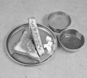 Chilli Cheese Paneer Toast
